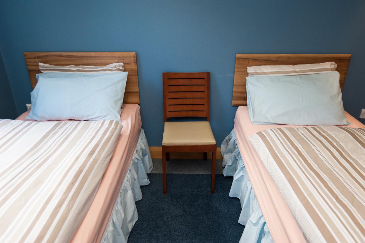 Russell Scott Backpackers Hostel Leeds  Exterior photo