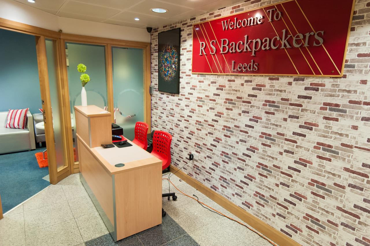 Russell Scott Backpackers Hostel Leeds  Exterior photo